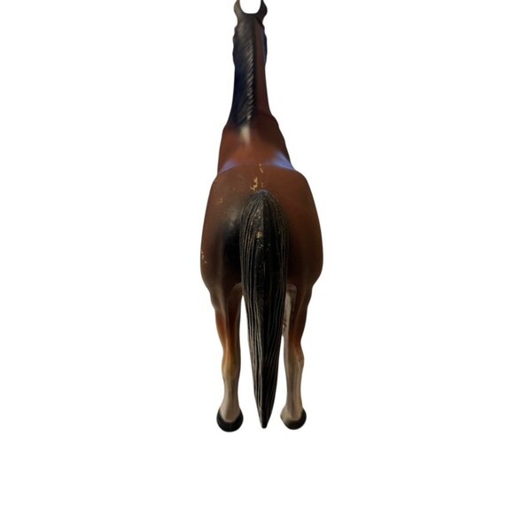 Breyer American Quarter Horse Standing Proud Matte Bay Brown #682 Hong Kong - Picture 2 of 9